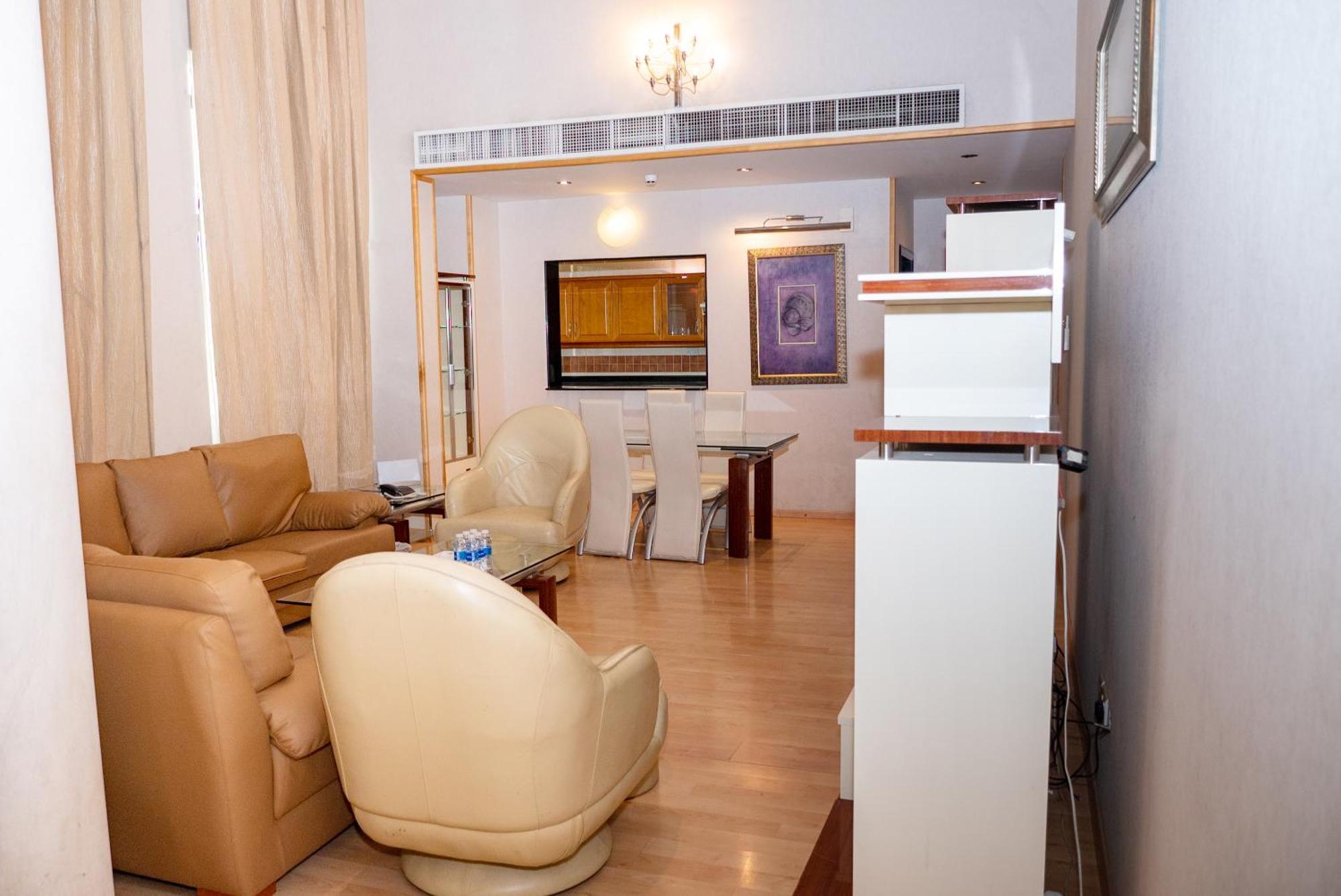 מנאמה One Pavilion Luxury Serviced Apartments מראה חיצוני תמונה